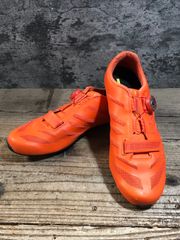 【人気モデル】DMT KR1 41サイズ オレンジ BOAダイヤル式 人気モデル】DMT KR1 41サイズ オレンジ BOAダイヤル式 - メルカリ