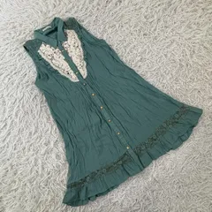 ○アイテム axes femme（アクシーズファム） ノースリーブワンピース レース刺繍 襟付きフリルワンピース レディースMサイズ