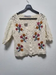 42223/エイトセカンズ 花 刺繍 クロシェ カーディガン アイボリー/星下