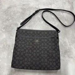 (o) 美品 COACH ショルダーバッグ シグネチャー ブラック 斜め掛け可/9344