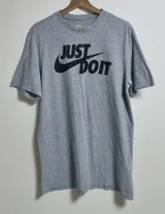 M) ナイキ グレー ビックロゴ 半袖Tシャツ