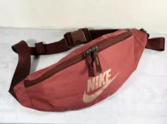 NIKE ナイキ ボディバッグ ショルダーバッグ 新品同様ウエストポーチ 即日発送 ウエストバッグ