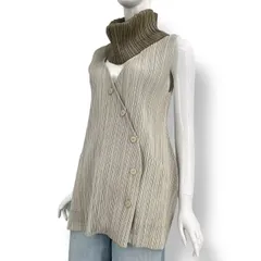 新品同様 ISSEY MIYAKE イッセイミヤケ PLEATS PLEASE プリーツプリーズ トップス 2WAY 変形デザイン グレー サイズ4のサムネイル