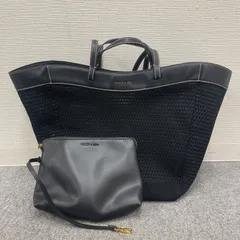 2026年最新】Charles & Keith レディースバッグの人気アイテム - メルカリ