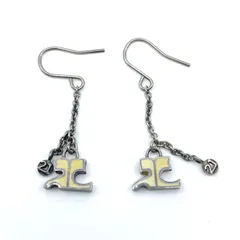 Courreges　クレージュ  ロゴ　ピアス　シルバーのサムネイル