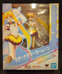 バンダイ S.H.Figuarts エターナルセーラームーン