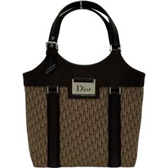 シャネル CHANEL シェブロンVステッチショルダーバッグ AS0024 27番台