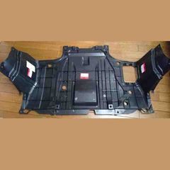 メルセデス ベンツ 純正 アンダーカバー+ラバーストリップ新品 +中古