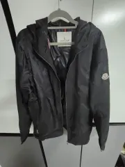 モンクレール ブラック フード ウインドブレーカー ジャケット