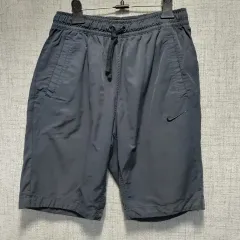 ナイキ スウッシュ ブラック ウーブン ハーフパンツ トレーナー L