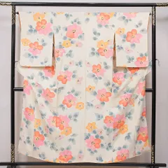 小紋 袷 身丈155cm 裄丈64cm 正絹 Cランク インフォーマル 広衿 Mサイズ 百合 個性的 可愛らしい クリーム系 HP 1221-15632