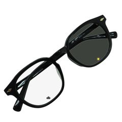 OWN「#18 BLACK / CLEAR to GRAY (調光レンズ)」 - メルカリ