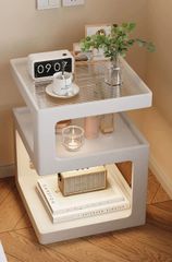 Une chaise au solie ホワイトクラシックスタイルサイドテーブル Une chaise au solie ホワイトクラシックスタイルサイドテーブル