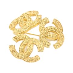 CHANELヴィンテージ 勲章デザインブローチ - メルカリ