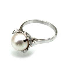 本真珠 パールリングPt900 脇ダイヤ 8.75mm 11.5号 未使用 ❤︎ - メルカリ