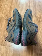 ニューバランスML610T 275