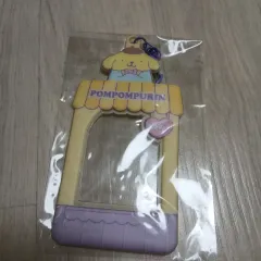 サンリオ トレカホルダー トレカケース ポムポムプリン キーホルダー ガチャ