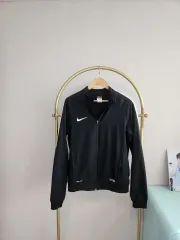 ナイキ ドライフィット ブラック トレーニング ジャケット