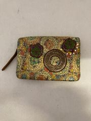 未使用品☆MICHELANGELOミケランジェロ☆ 刺繍ビーズ装飾 三つ折り財布 MICHELANGELO ミケランジェロ ビジュー 刺繍 ビーズ三つ折り財布