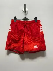 アディダス レッド ハーフパンツ 新品 キッズ 52サイズ