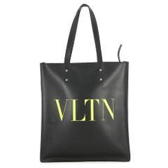 VALENTINO GARAVANI VLTN カーフスキンソフトバックパック | Mercari