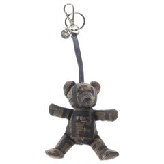 未使用保管品 フェンディ 犬 ドッグ チワワ バッグチャーム ズッカ FF