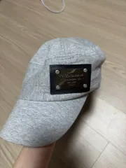ドルチェ＆ガッバーナ D&G グレー キャップ 帽子のサムネイル