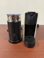 【中古】２点セット　エッセンサミニ＋エアロチーニ3　コーヒーメーカーのサムネイル
