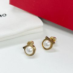 現行モデル】美品 フェラガモ ガンチーニ パール ピアス ゴールド 箱 