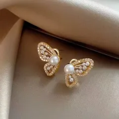 ピアス レディース 蝶々 パール風 ゴールド 上品 キラキラ 韓国風 おしゃれ フェミニン 大人可愛い 通勤 通学 オフィス デート 女子会 旅行 パーティー クリスマス バレンタイン 入学式 卒業式 高見え 人気
