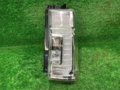 LA600Sタント 新品左テールランプレンズ 品番81560-B2690 - メルカリ