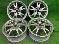 ZVW30 30プリウス純正 15インチホイール 4本セット 中古良品 - メルカリ