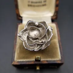 2015年 英国製 大きなお花 立体彫刻 925 シルバー フラワー リング 銀 指輪 存在感 Birmingham ホールマーク Y26-G