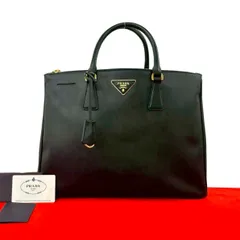 極 美品 PRADA プラダ 三角ロゴ 金具 サフィアーノ レザー 本革 ハンドバッグ トートバッグ ボストンバッグ ブラック 黒 39501