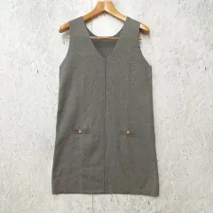 SAISON DE PAPILLON セゾンドパピヨン ノースリーブ ニット ワンピース ミニ丈 Vネック 大人可愛い グレー ◎_〇◇