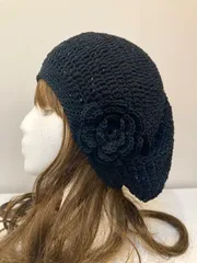 ハンドメイド　ブラック　スパンコール　春夏用　ベレー帽　ビーニー　ニット帽