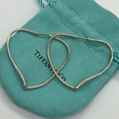MAYU♡新品・未使用品♡ハートフープピアス 両耳 - メルカリ