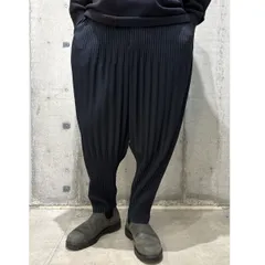 HOMME PLISSE ISSEY MIYAKE BASICライン／シーズンレスPLEATS／TAPEREDプリーツテーパードイージーパンツ 8069000128628のサムネイル