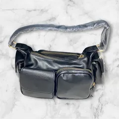 【新品タグ付】DURAS フェイクレザーミニバッグ ブラック ポケット多数のサムネイル