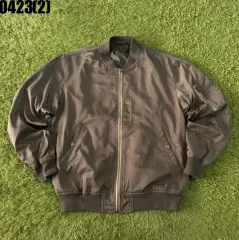 GU ジャケット