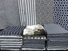 平和屋着物●本場大島紬　9マルキ　舞蝶花文　正絹　逸品　DABD1444ps 平和屋着物○本場大島紬 9マルキ 舞蝶花文 正絹 逸品 DABD1444ps