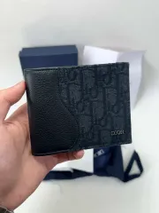 ディオール オブリーク ジャカード 二つ折り財布 新モデル