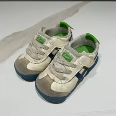 135 オニツカタイガー キッズ スニーカー