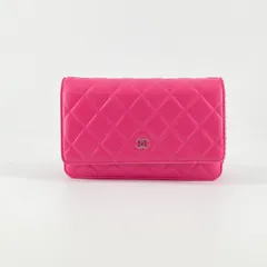 CHANEL（シャネル） マトラッセ ラムスキン 20番台 チェーンウォレット ショルダーバッグ ピンク