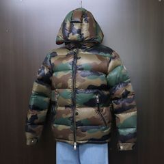 モンクレール マヤ 迷彩柄 size2 - メルカリ モンクレール マヤ 迷彩柄 size2 - メルカリ