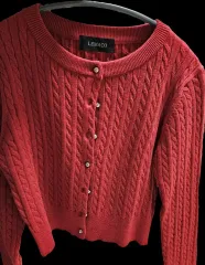 ケーブル編みニットカーディガン（レッド、チャコールグレー）（送料込み）