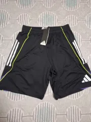 adidas トレーナー ハーフパンツ