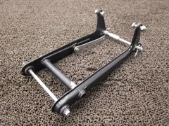 コレダ50 スクランブラー スイングアーム □B5937！アクスルシャフト LA13A スズキ 【 A185 】 Colleda Scrambler キャブ車 12Vのサムネイル