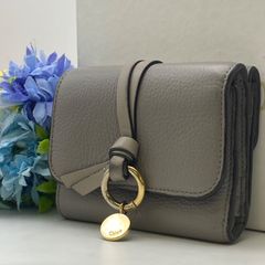 値下げ！美品Chloé イエロー アルファベット 三つ折り財布 タグ付き