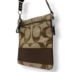 【美品】コーチ COACH ショルダーバッグ サコッシュ クロスボディ 斜め掛け可 シグネチャー キャンバス レザー 本革 ブラウン 茶 ベージュ シルバー金具 スリム 軽量 コンパクト レディース メンズ ユニセックス 鞄 カバン お出かけ s21